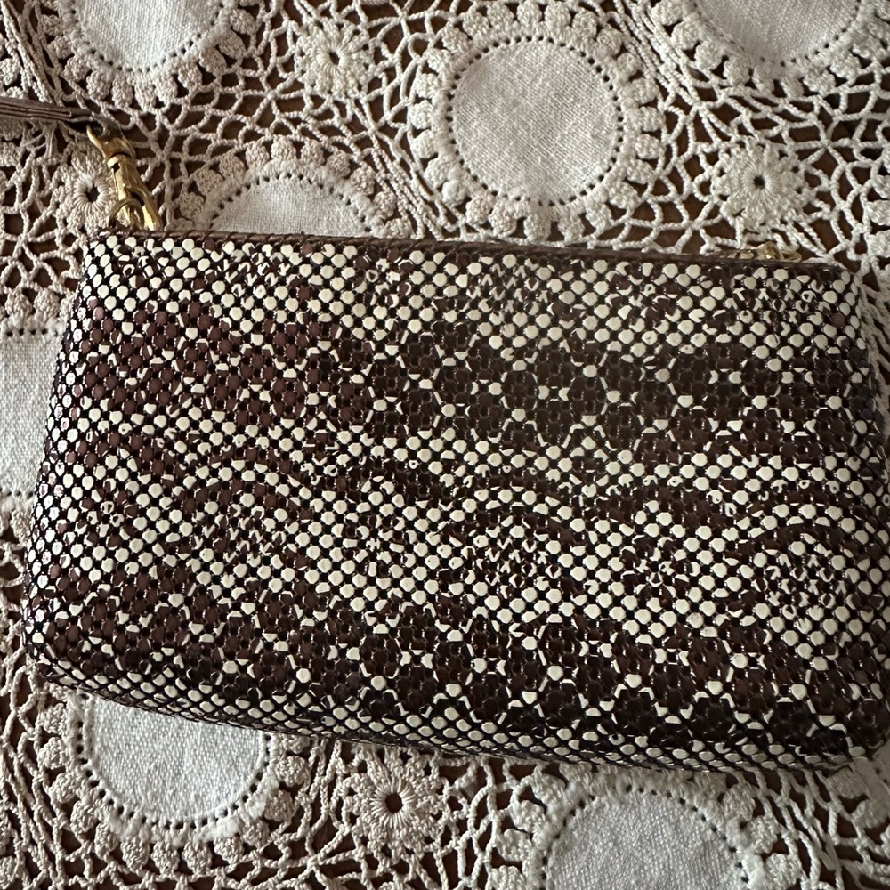 Whiting & Davis Elegant Brown and Cream Mesh Wristlet NWOT